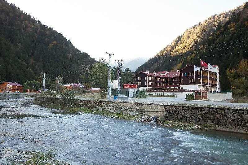 Uzungöl Önder Hotel