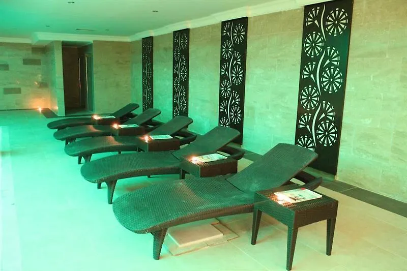 Flora Uzungöl Resort Hotel