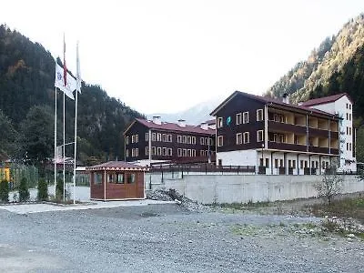 Flora Uzungöl Resort Hotel