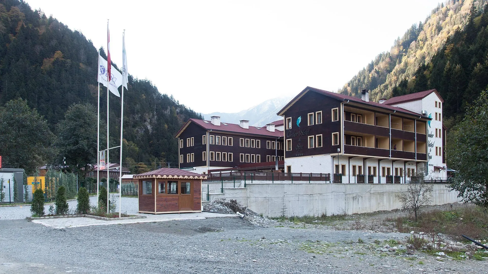Flora Uzungöl Resort Hotel 4*,